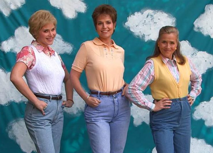 Mom jeans again rise in popularity